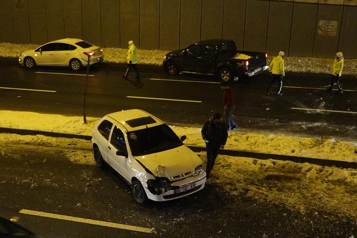 Diyarbakır'da buzlanma kazaya neden oldu